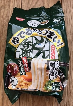 日清食品HDの株主優待：ゆでるからうまい！ 日清のどん兵衛 もっちり太うどん（前）